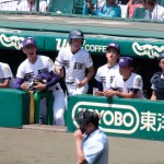 天理高校野球部 甲子園準々決勝 ベンチも一丸となって