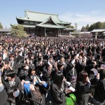 立教178年春の学生おぢばがえり・『希望の花』を大合唱